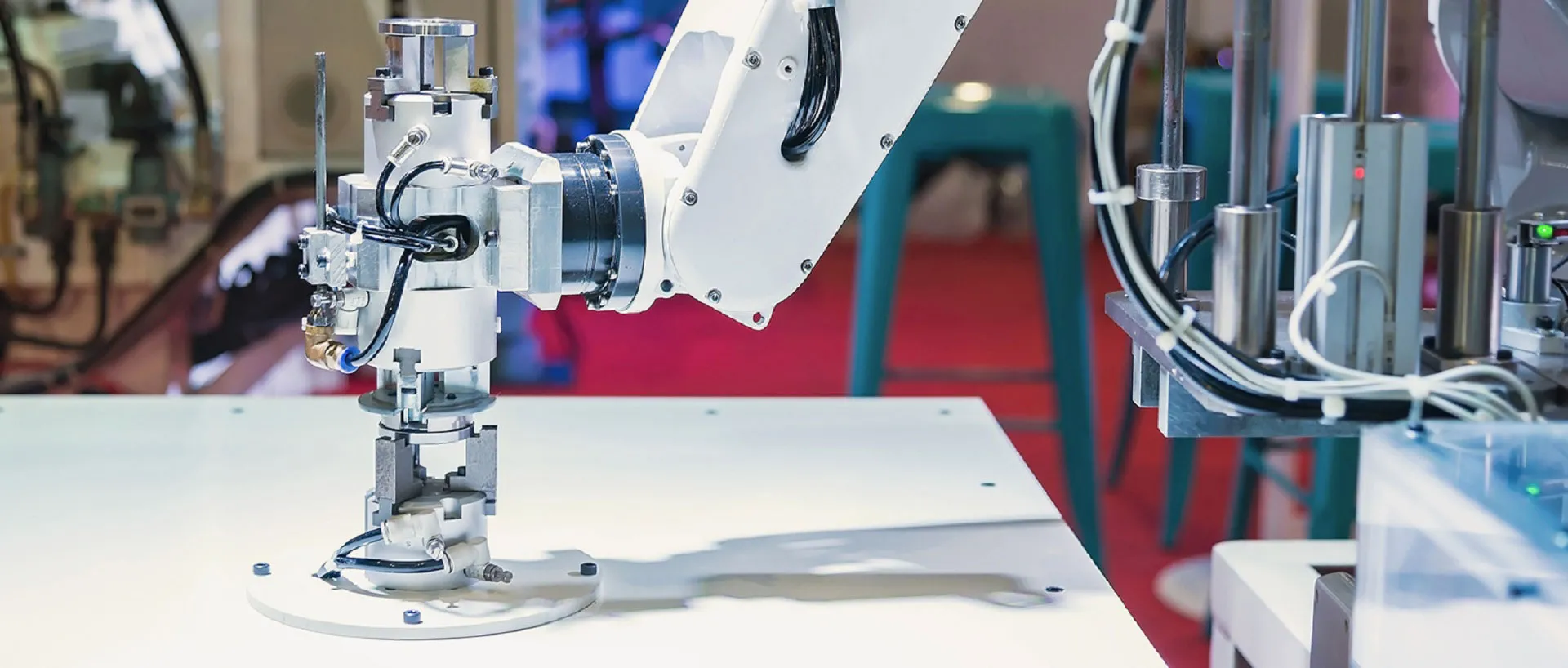 Industrial Robots Machine Tools and 3D Printers > Dassault Systèmes 
