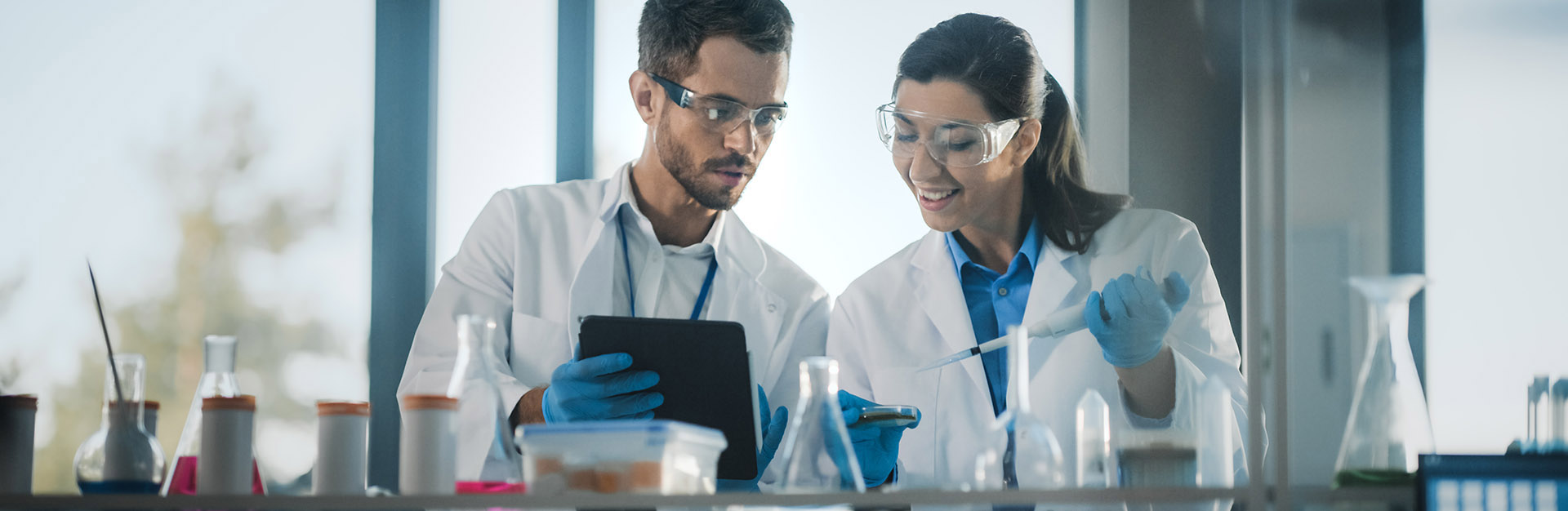 BIOVIA ScienceCloud > ダッソー・システムズ