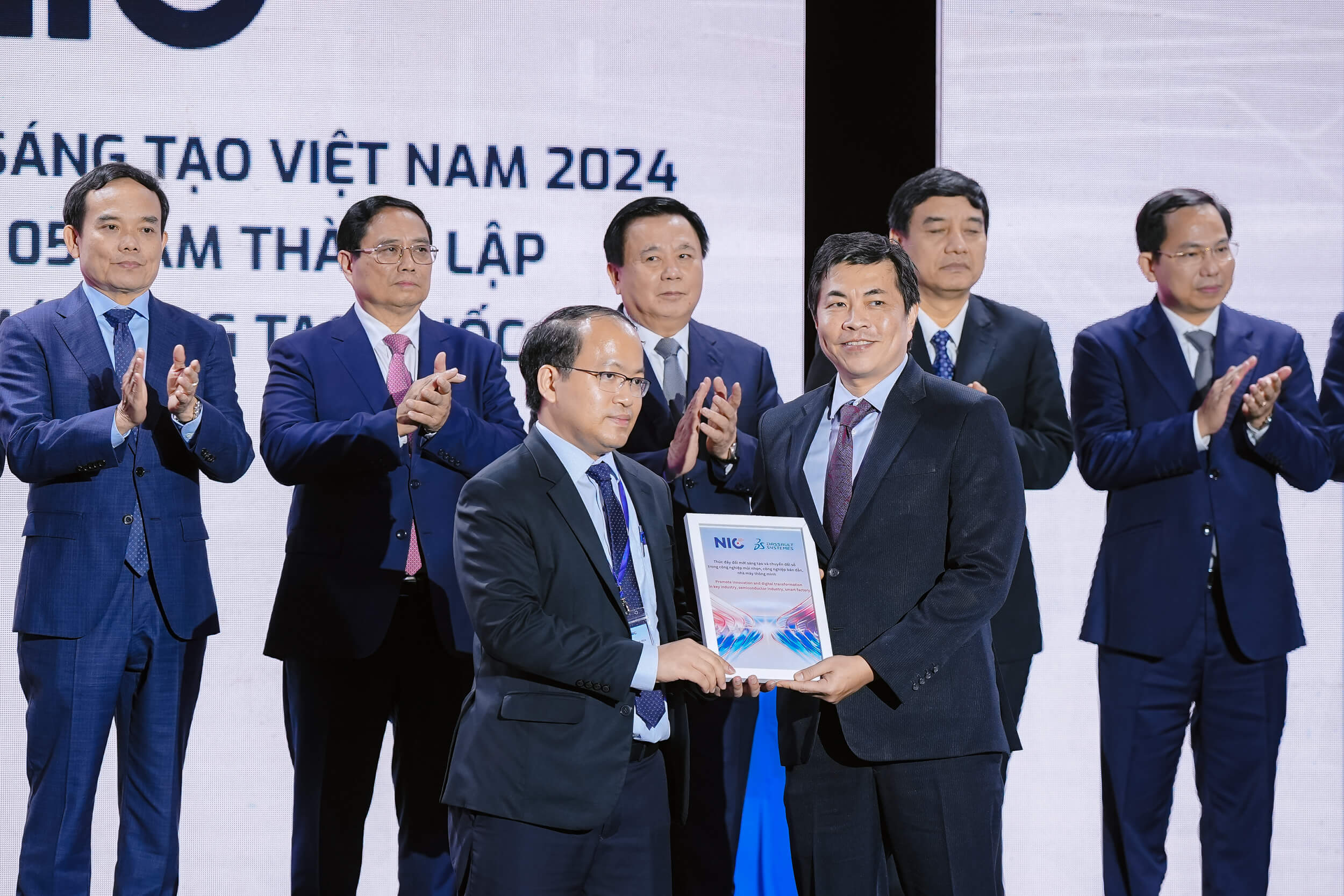 Dassault Systèmes and Vietnam’s National Innovation Center Sign MoU to Build Future-Ready Industry Ecosystems