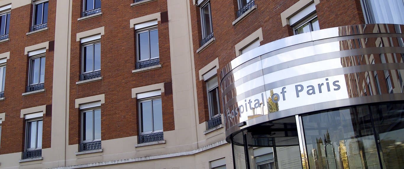 American Hospital Paris patient care hero image > Dassault Systemes