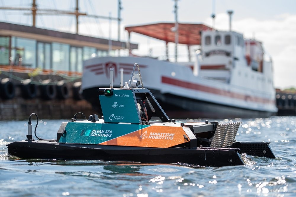 Le drone marin électrique CDV1 collecte les déchets plastiques près des côtes pour protéger les océans