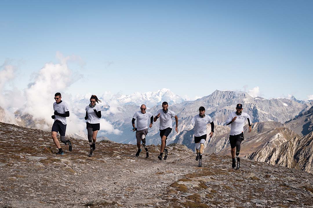 Amputees using Hopper' sport blades