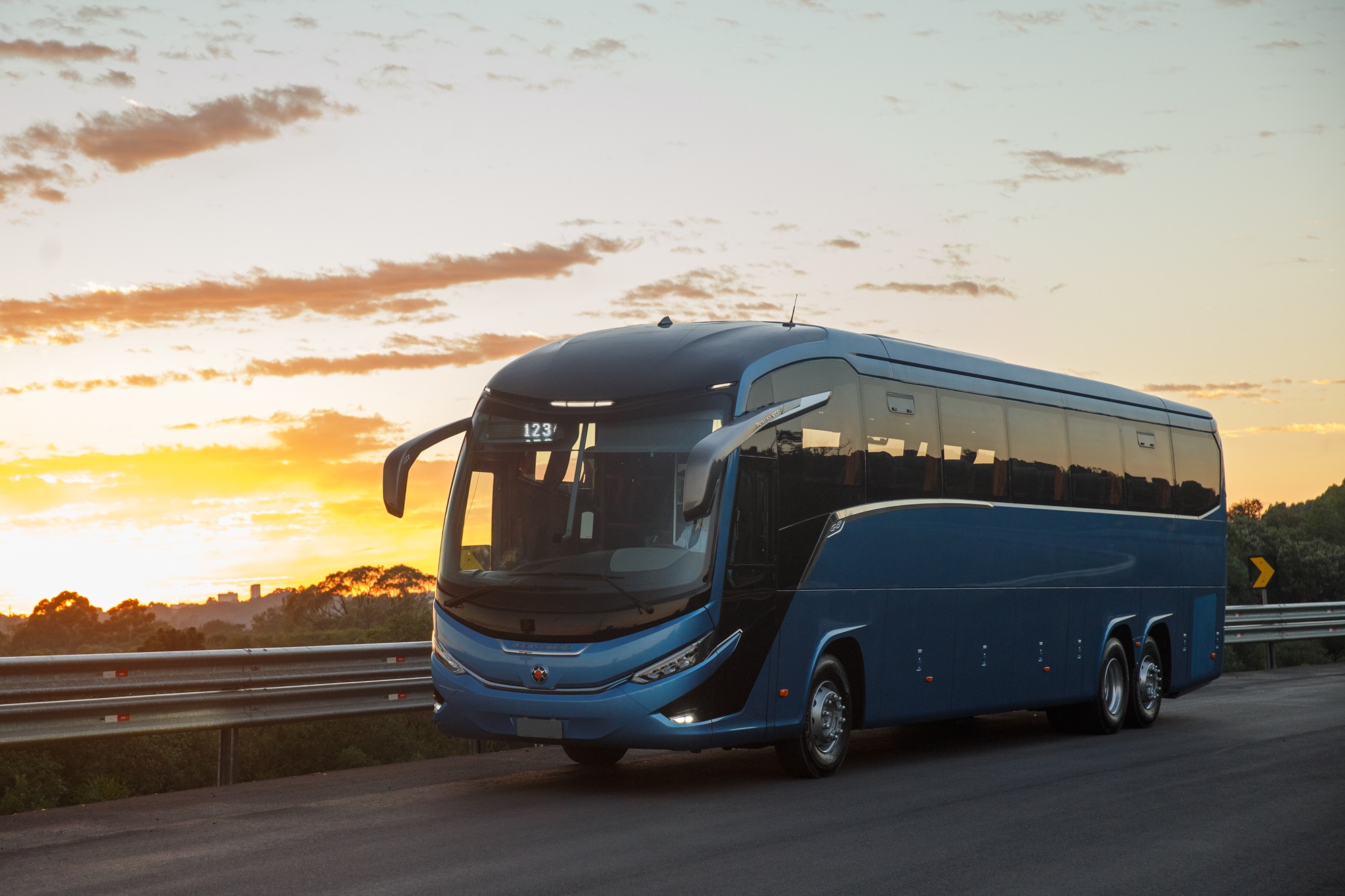 Marcopolo Classe III bus in motion, showcasing sleek design and innovation powered by the 3DEXPERIENCE platform 
