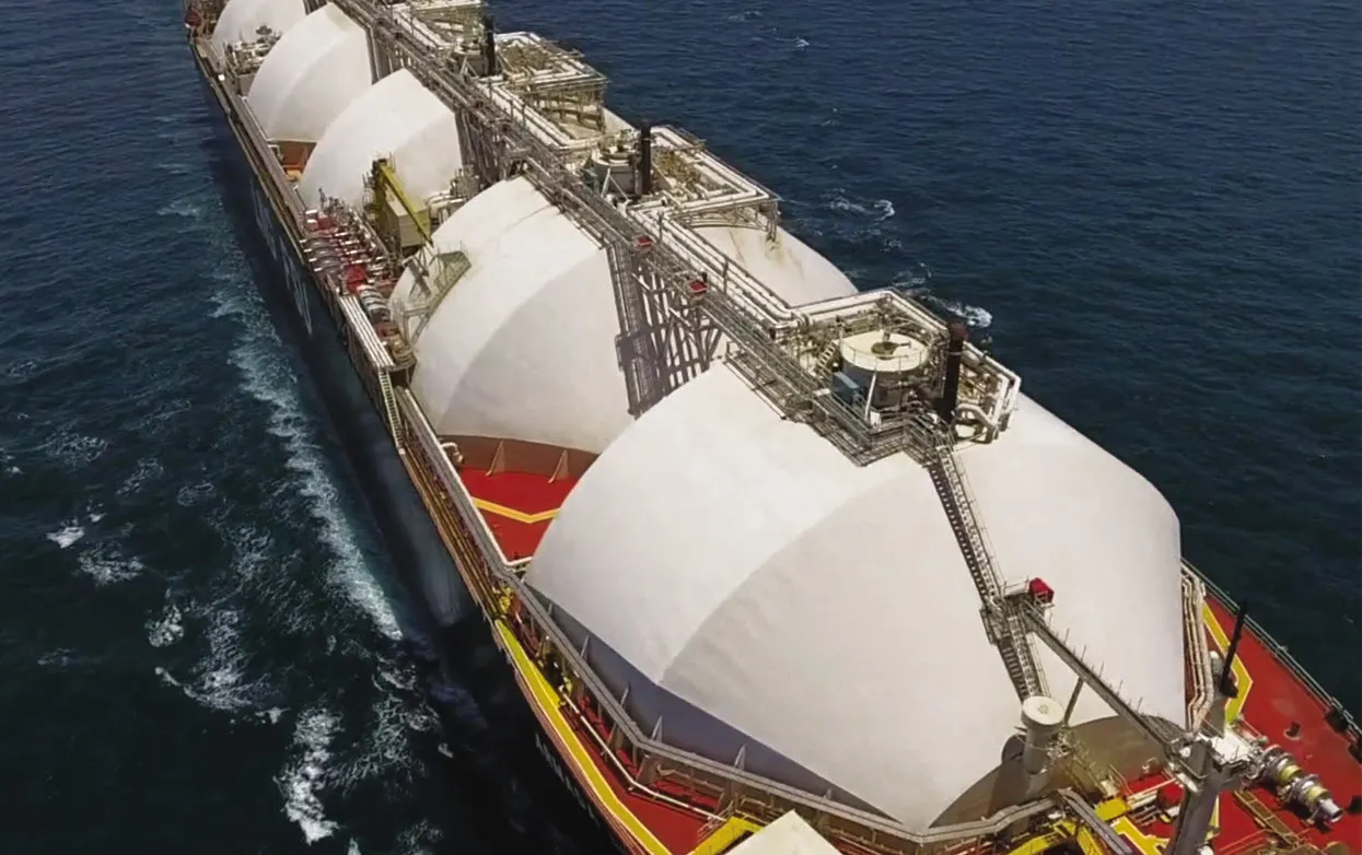 bureau veritas tanker realistic image