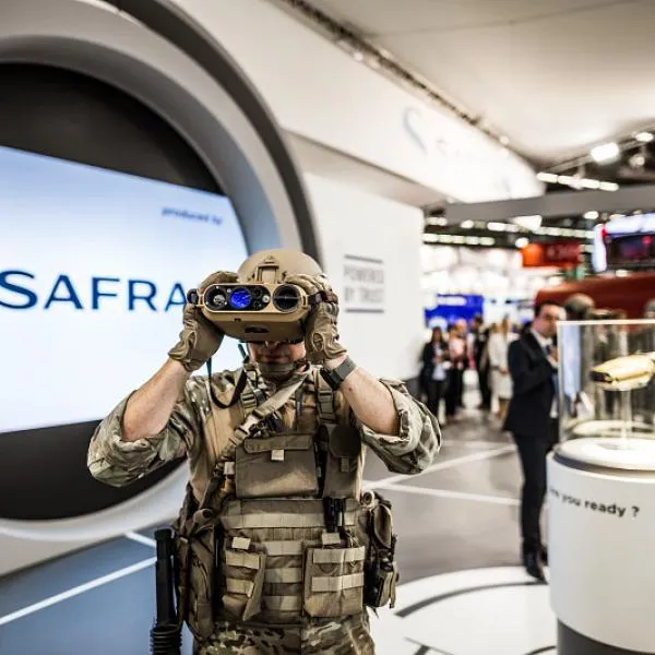 Safran Electronics & Defense > Dassault Systèmes®