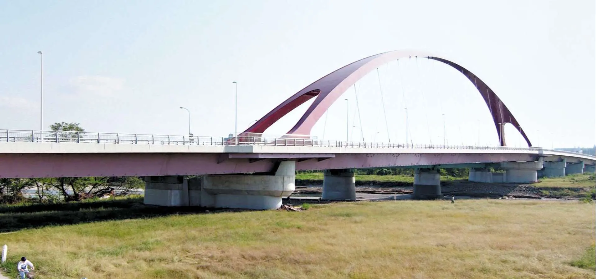 Corporate Report > 2019 > We are where cities become human > Cities of the future > Tama Ôhashi Bridge > Image > Dassault Systèmes®