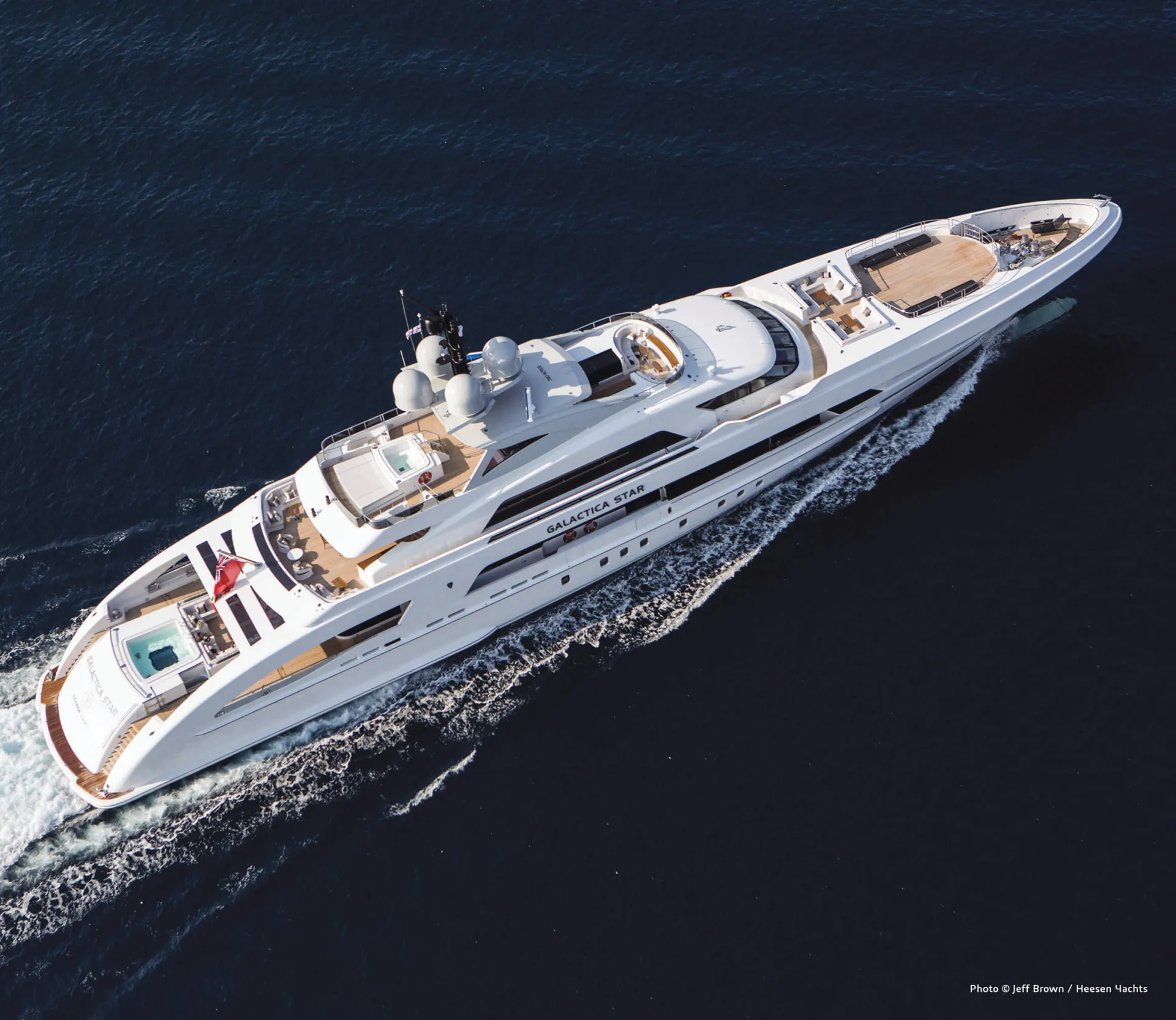 Heesen Yachts > Customer Story > Dassault Systèmes®