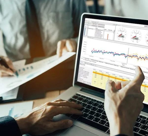 Volatile Demand > Dassault Systèmes
