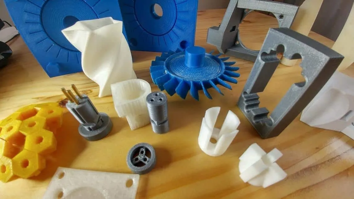 3D-Druck eines Teils durch STL 3DEXPERIENCE Make
