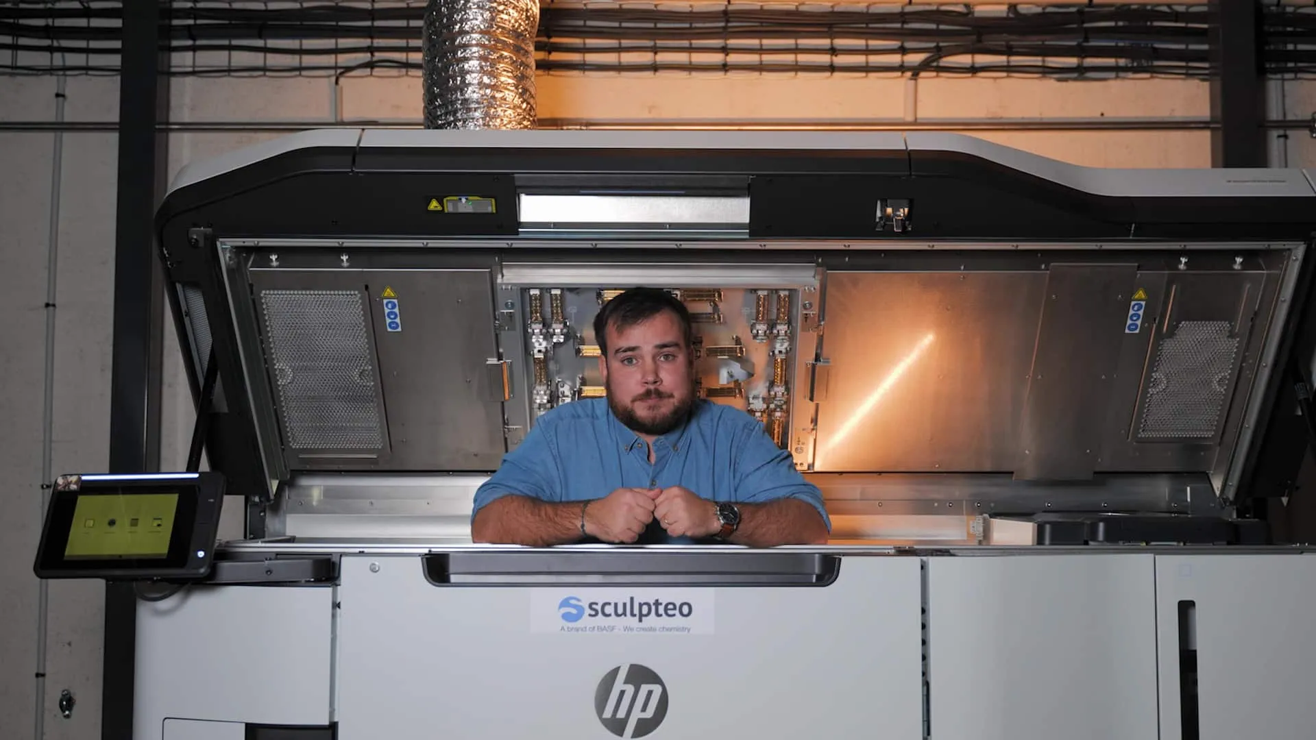 Video 3D Printing Multi jet fusion MJF - 3DEXPERIENCE Make