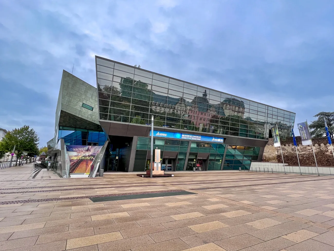 (3EXPERIENCE Conference Image 3)