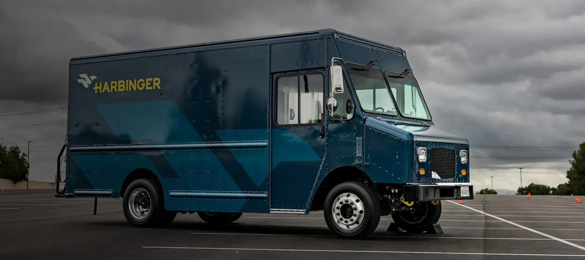 Harbinger: Electrifying medium-duty trucks > Dassault Systèmes