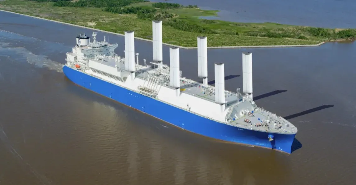 CWS wind-assisted propulsion system on tanker > Dassault Systemes