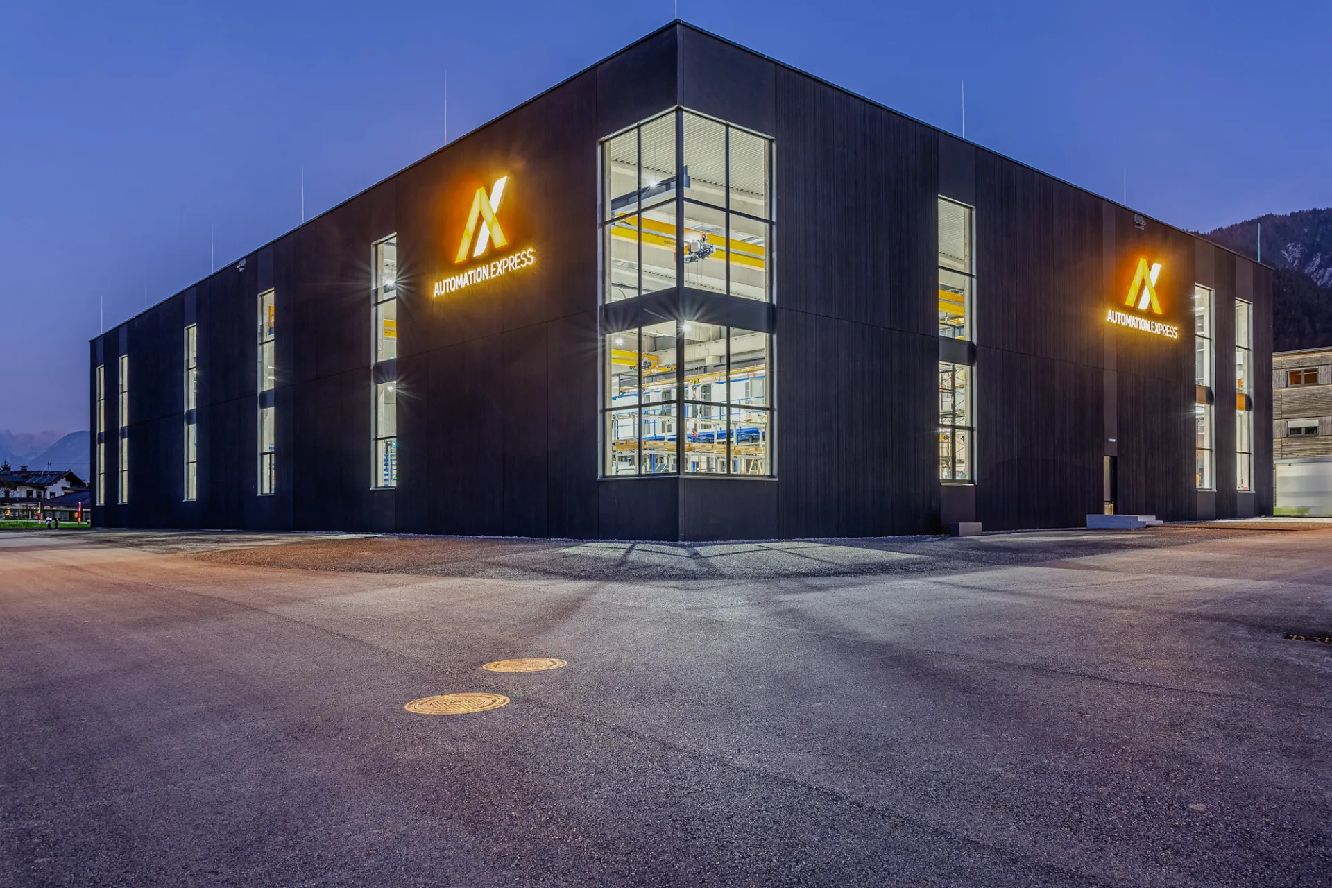 Automation Express hero image > Dassault Systèmes