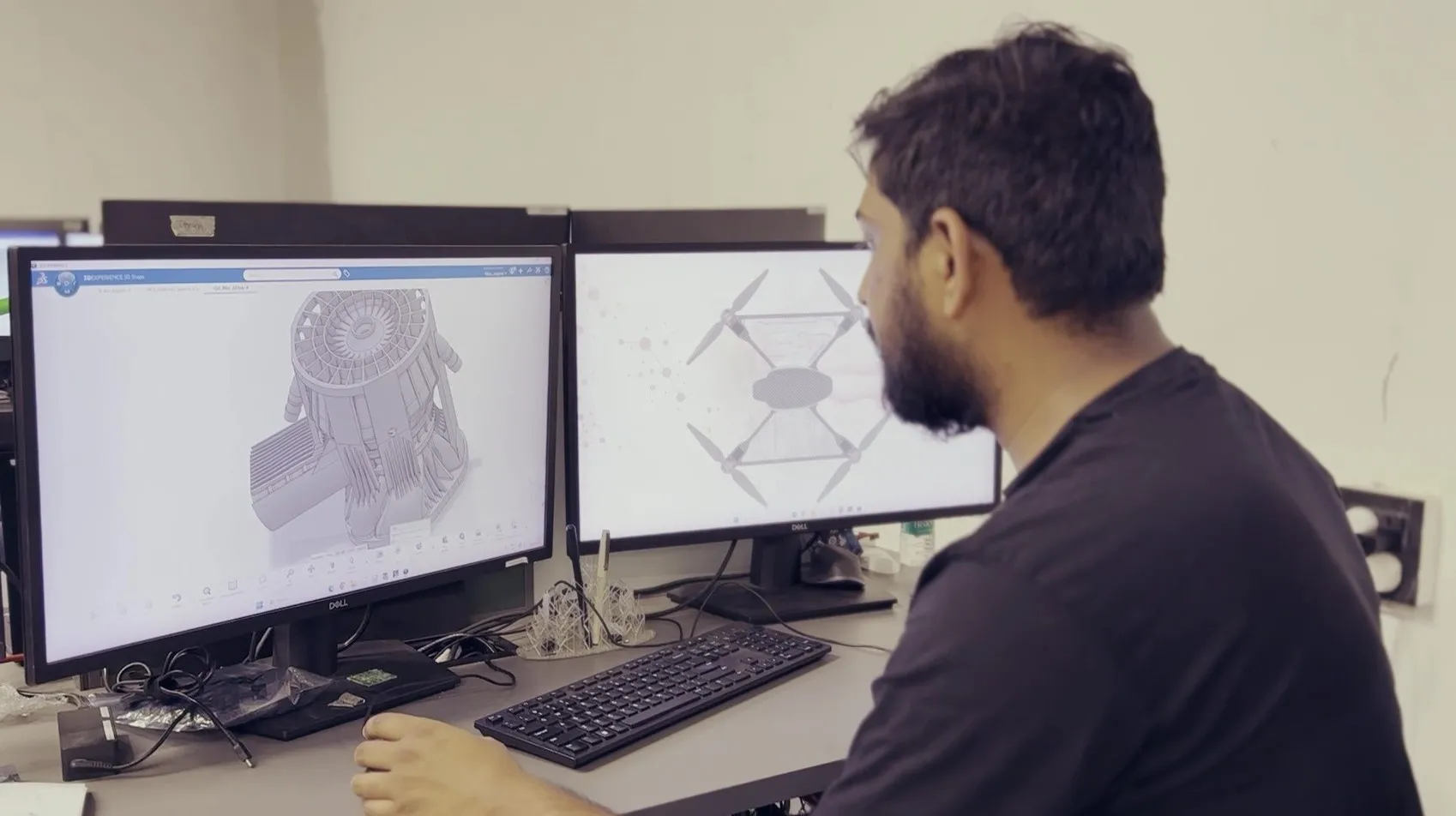 engine model in 3DEXPERIENCE CATIA > Raphe mPhibr > Dassault Systemes