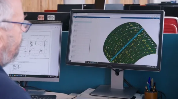 Latecoere operator using DELMIA Augmented Experience to enhance quality inspection of aircraft fuselages with AR technology