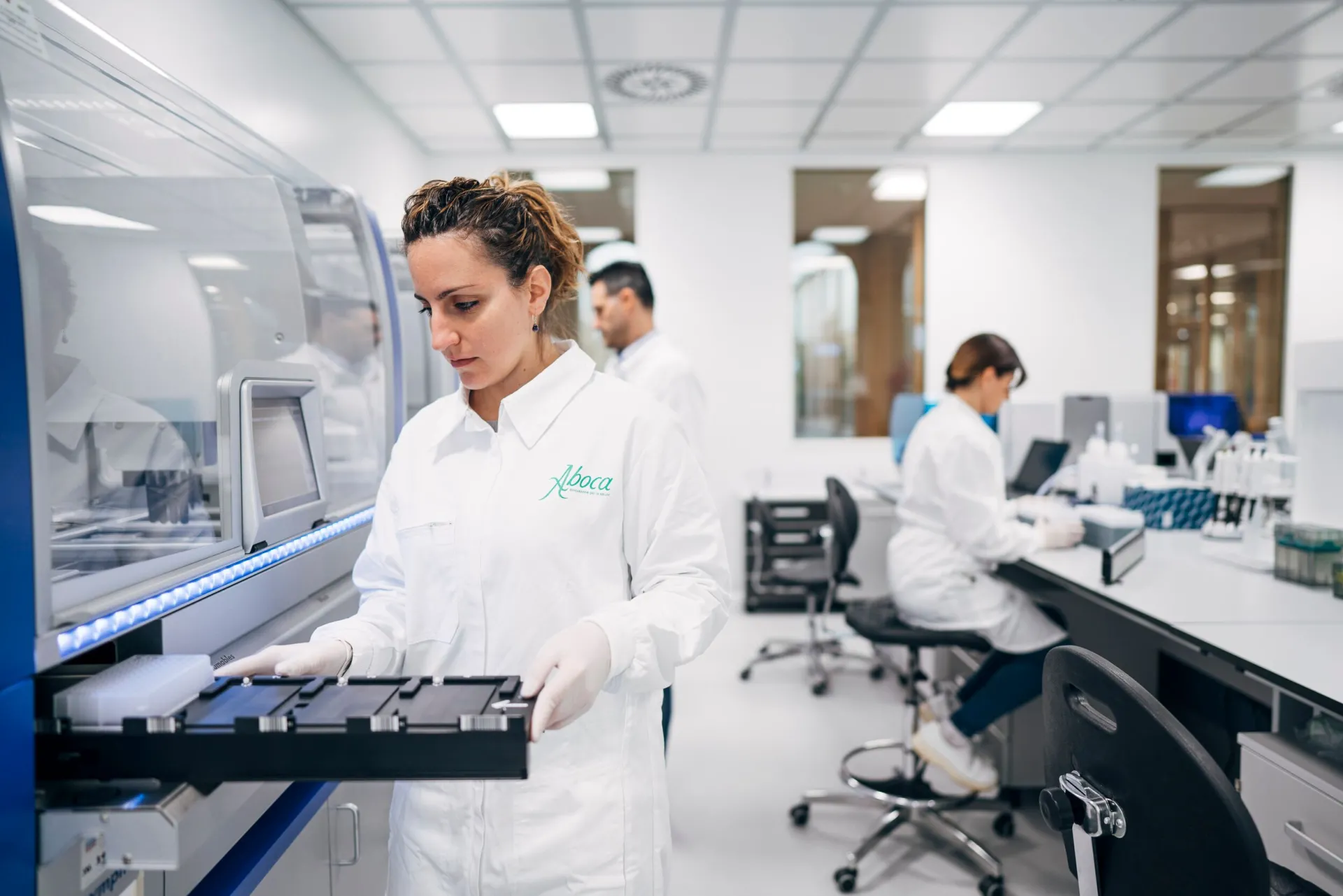 Aboca scientist analyzing plant-based samples in a BIOVIA ONE Lab digital environment for natural healthcare innovation