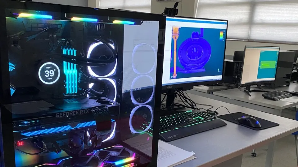 Marmion Academy students using 3DEXPERIENCE platform for CAD design and simulation at the CPARC engineering center