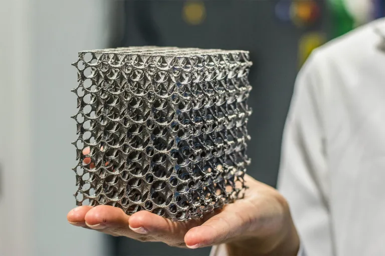 Additive Manufacturing > Dassault Systèmes