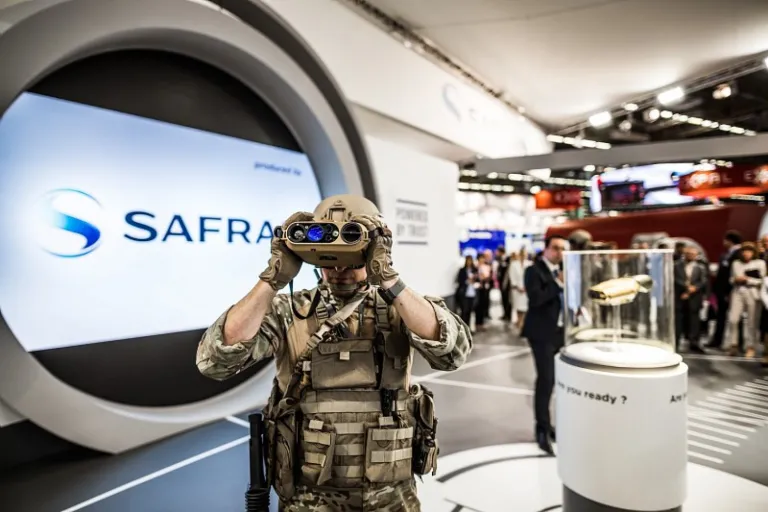 Safran Electronics & Defense 社