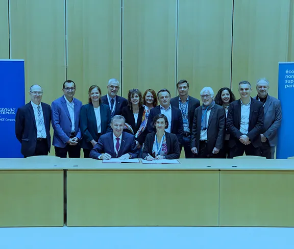 Edu news 122222 ENS > Dassault Systèmes