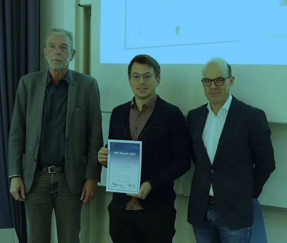 Edu news Dr. Liebsch award > Dassault Systèmes