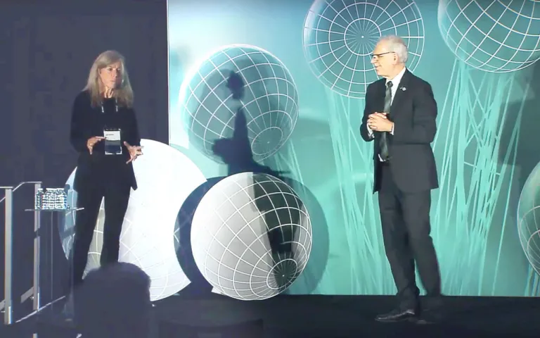 Stanford University: AI and virtual twins driving industry transformation > Life Sciences & Healthcare > Dassault Systèmes
