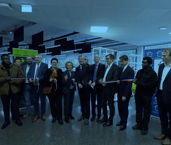 Edu News PR UniLaSalle Excellence Center 121124 > Dassault Systèmes