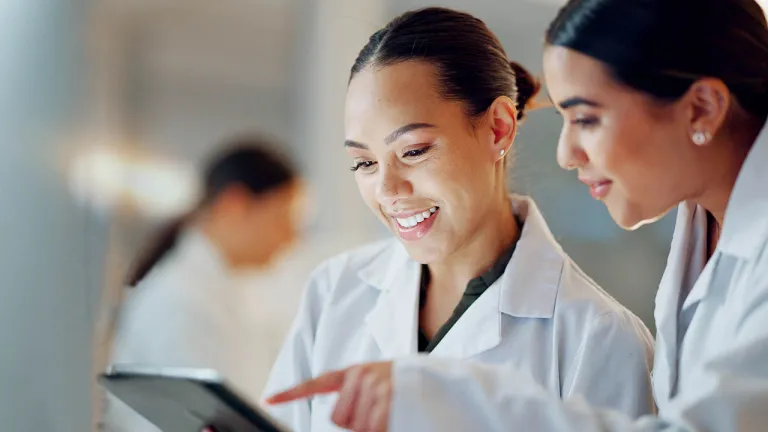 Scientists use the 3DEXPERIENCE platform in a GxP environment > Dassault Systemes