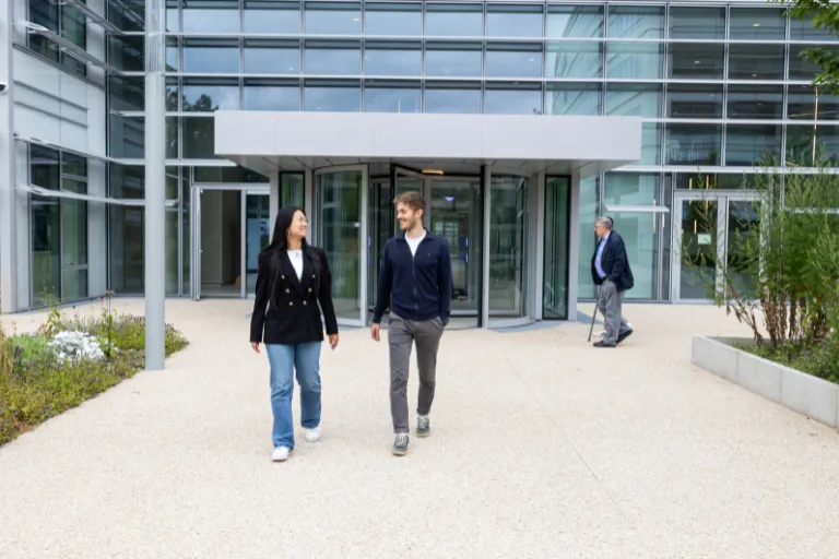 Studenti e laureati > Dassault Systèmes