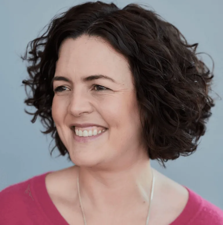 Beth King > Dassault Systèmes
