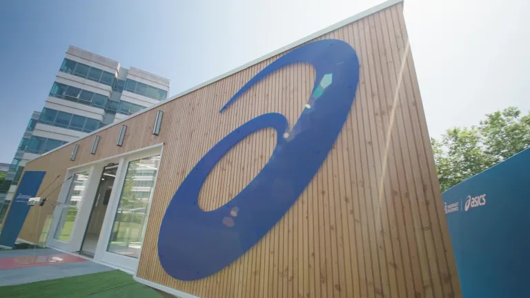 3DEXPERIENCE on the cloud > Customer Stories > Dassault Systèmes®