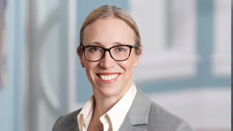 Packaged Goods & Retail > Dassault Systèmes®