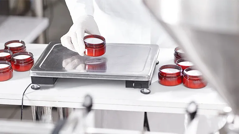 eeting clean beauty and regulatory requirements > Dassault Systèmes®