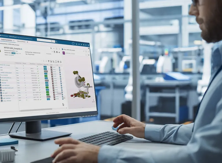 Stakeholder analyzing MBOM requirements