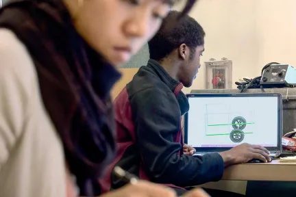 marketsegment students Dassault Systemes