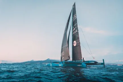 El trimarán SVR-Lazartigue, desarrollado con la plataforma 3DEXPERIENCE de Dassault Systèmes, queda segundo en su primera regata en alta mar, la Transat Jacques Vabre 2021