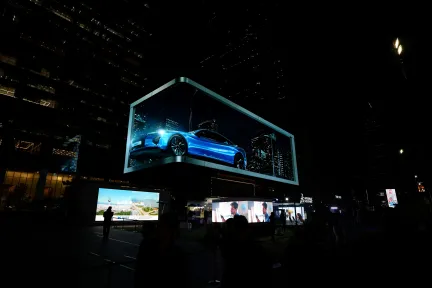 Latest Dassault Systèmes Awareness Campaign Unveils the Future of Manufacturing with AI-Powered Virtual Worlds