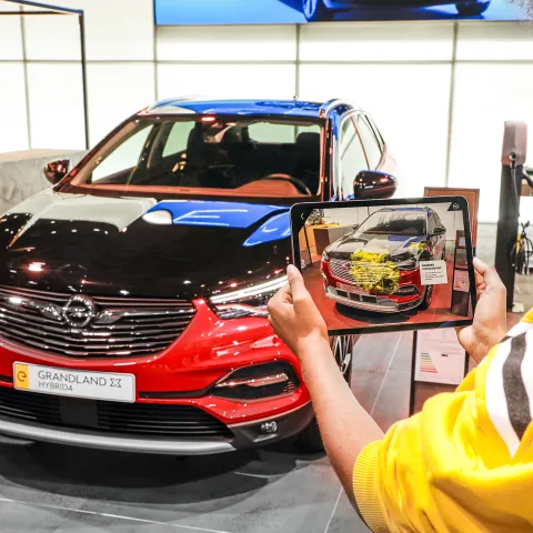 Opel X-ray live demonstration