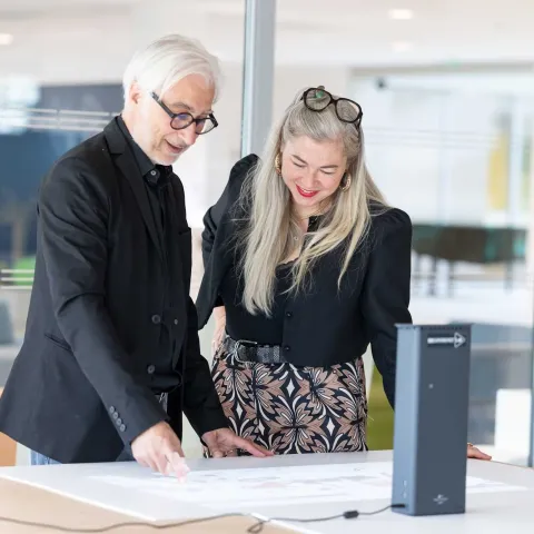3DEXPERIENCE Lab mentors supporting startup projects