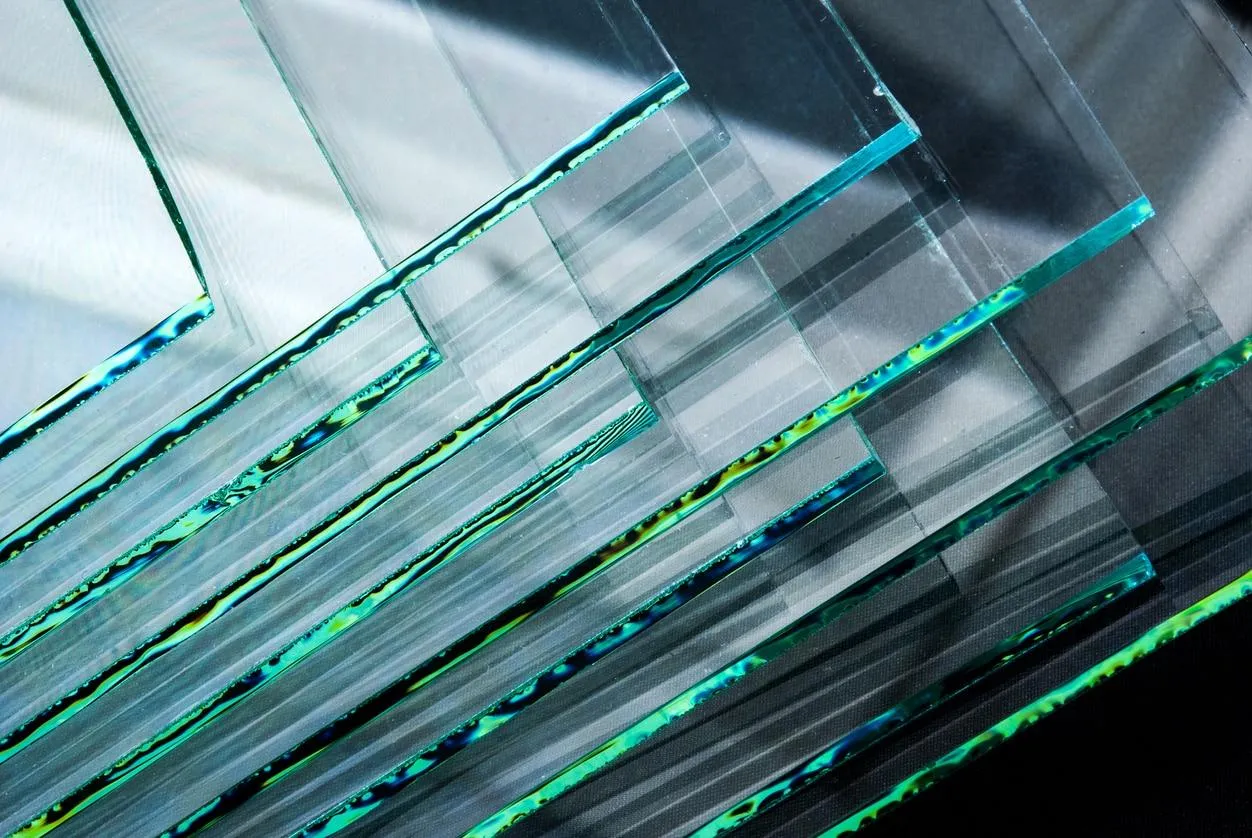 Glass, What is it and what is its usages? | Dassault Systèmes display picture 3