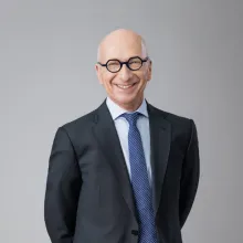 Directeur, directeur financier et responsable des partenariats