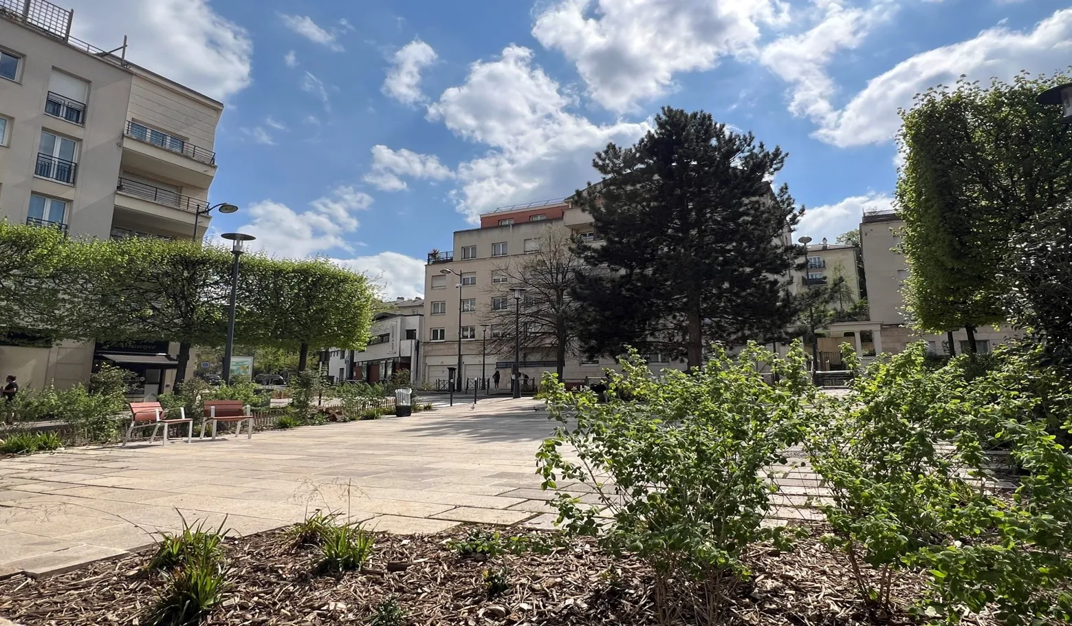 Revamped Tony de Graaff Square in Meudon featuring added greenery, shade, and pedestrian-friendly urban design > Dassault Systemes